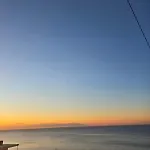 Апартаменты Endless Blue Sea House Кавала